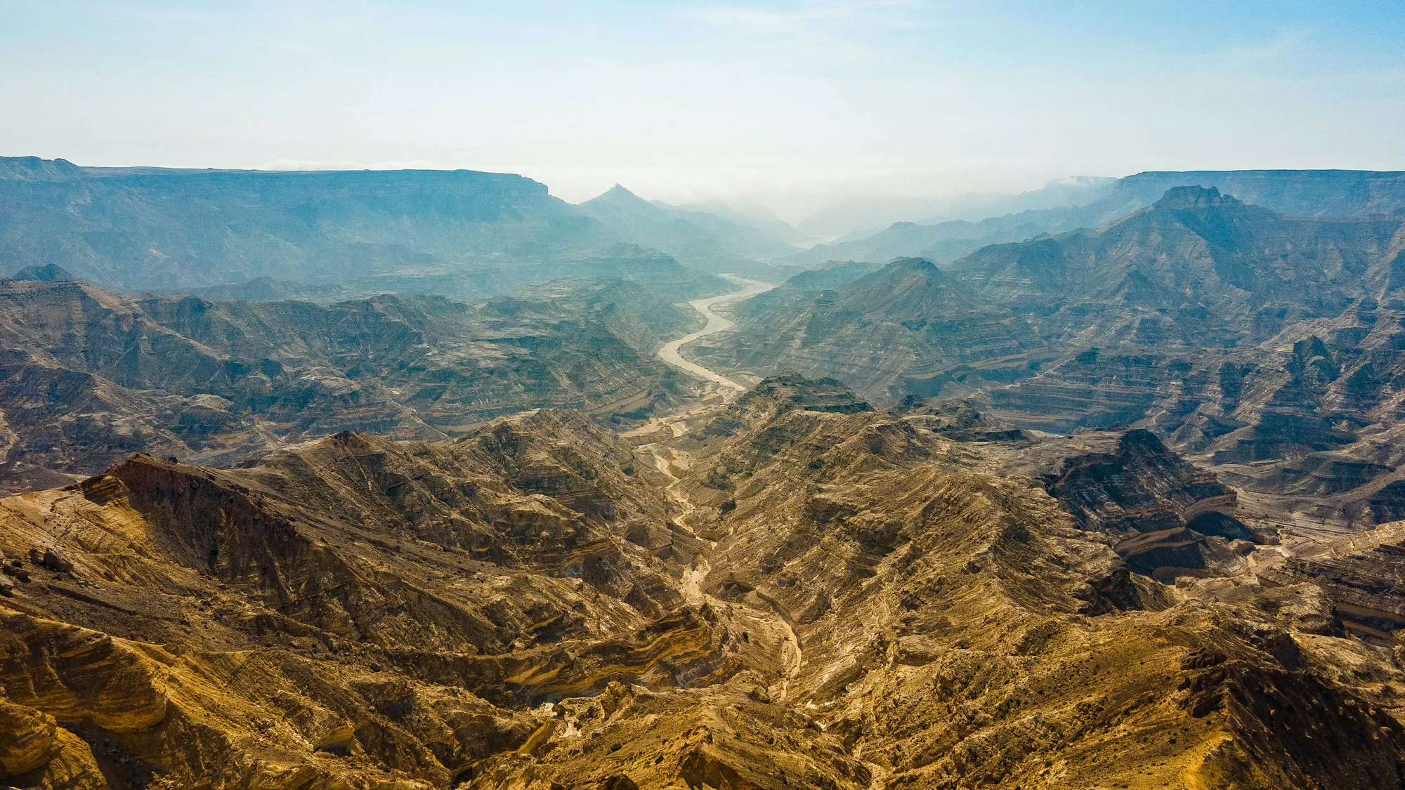 Oman Desert Canyon 3200 web 16 scaled Angelreise Oman,Angelurlaub Oman