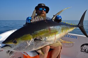 Jarek mit Rekord-Yellowfin aus dem Oman